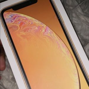 iPhone XR yellow 128